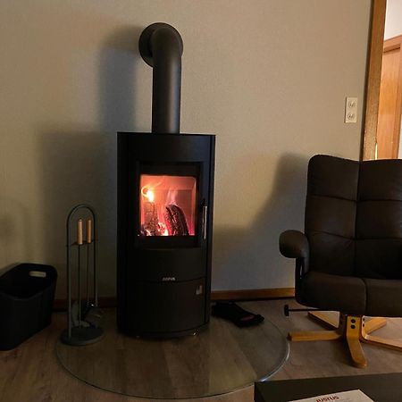 Feddersen Living Grosse Ferienwohnung - Garten - Terrasse - Smart Tv - Netflix برونسبوتل المظهر الخارجي الصورة